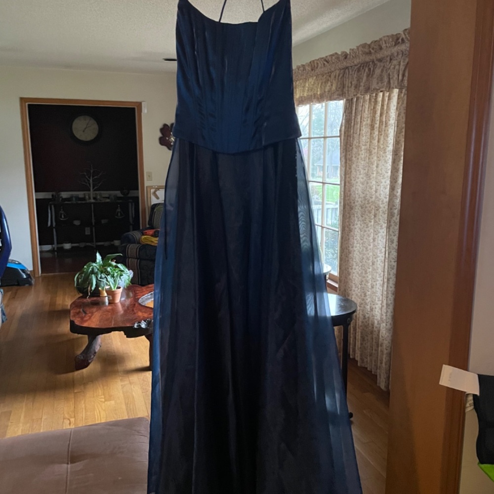 Prom Dress - Picture 4 of 4